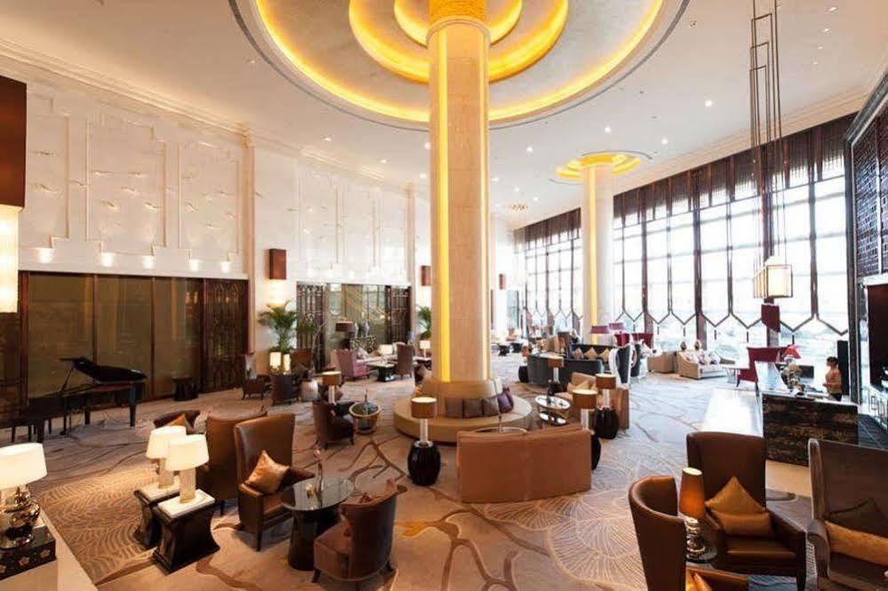 Wyndham Grand Plaza Royale Colorful Yunnan Kunming Exterior foto